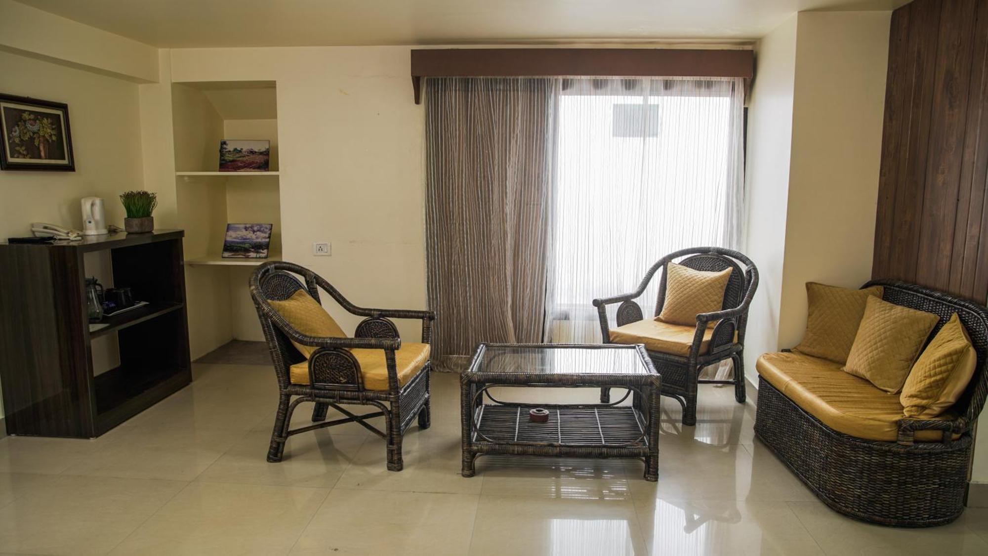Appartement avec 10 chambre Shillong Extérieur photo