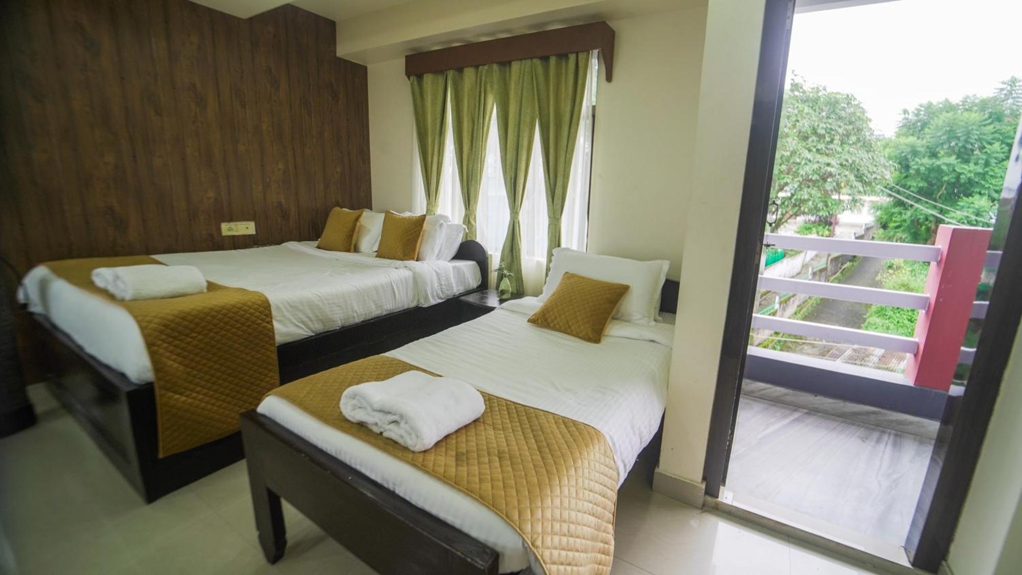 Appartement avec 10 chambre Shillong Extérieur photo