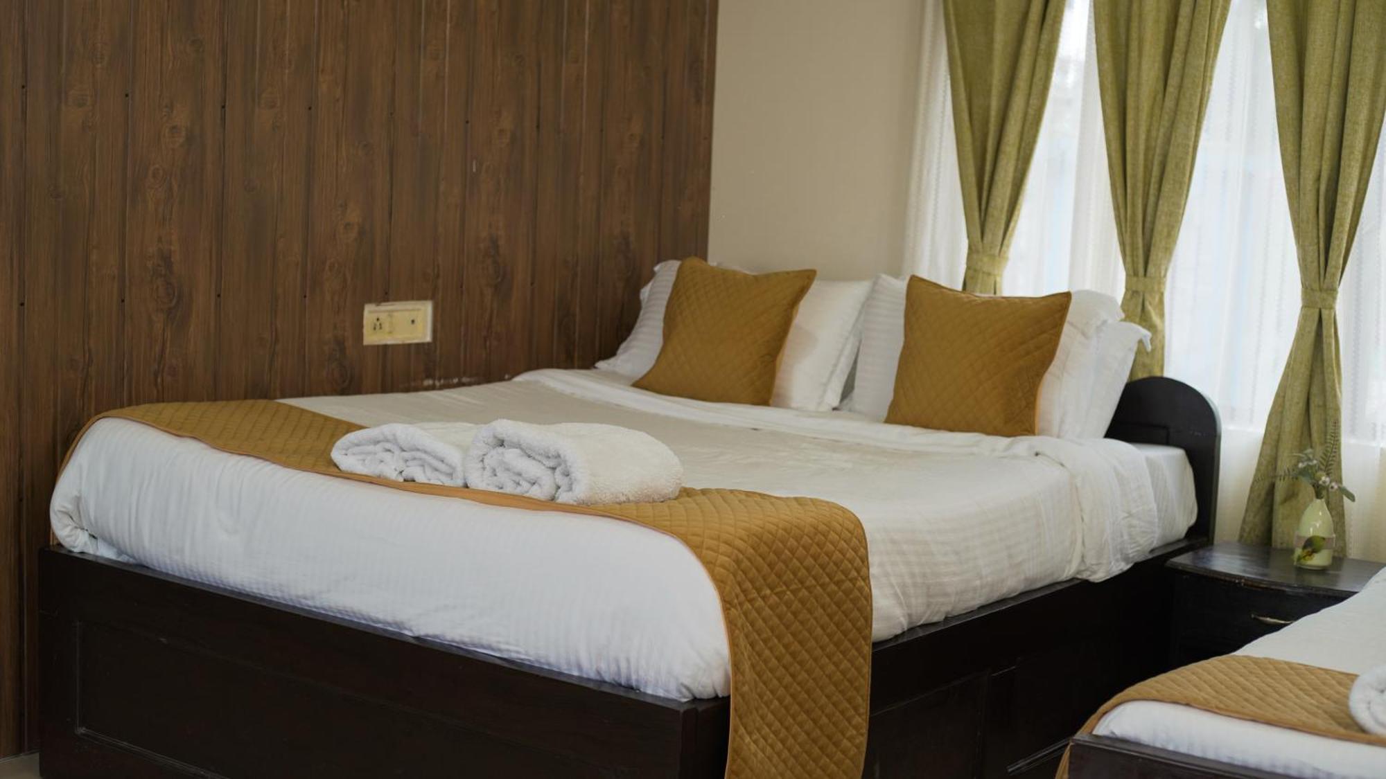 Appartement avec 10 chambre Shillong Extérieur photo