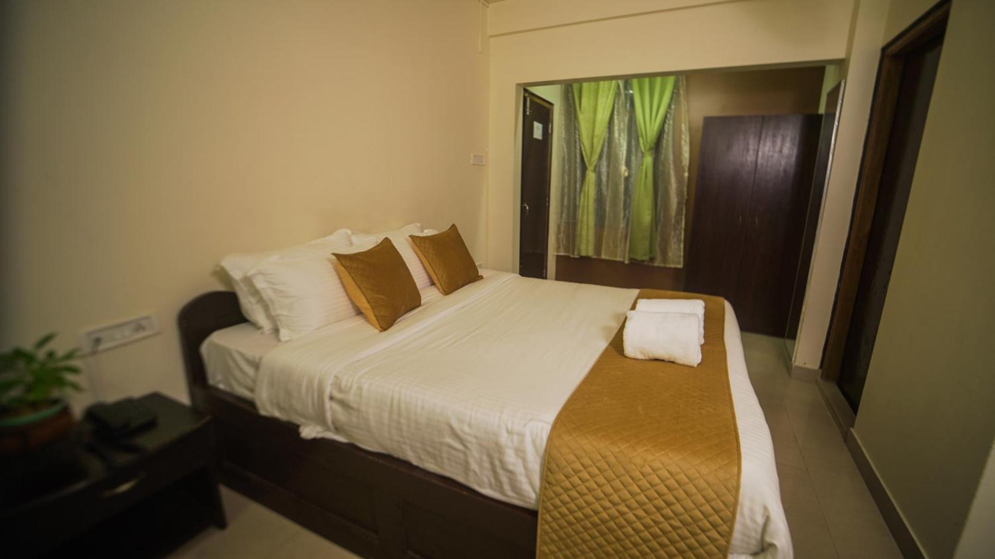 Appartement avec 10 chambre Shillong Extérieur photo